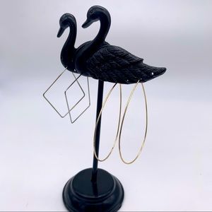 Two pairs of H&M wire earrings, silver gold tone